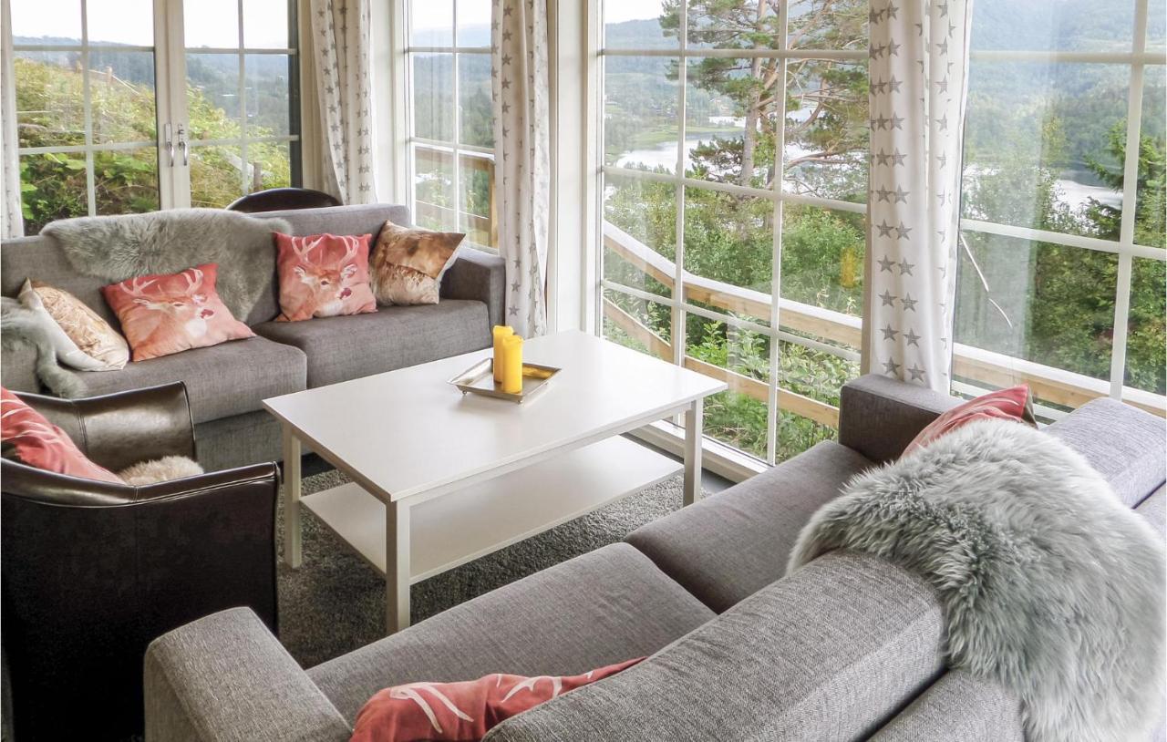 5 Bedroom Cozy Home In Norheimsund Eksteriør billede